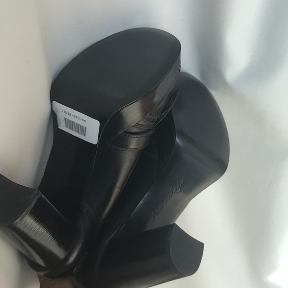 Platform heels - Picture 3 of 3